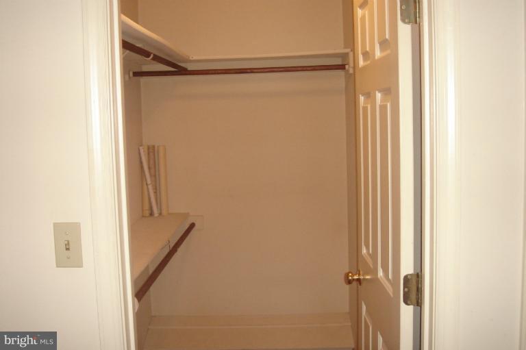 12396 Purcell Road Manassas, VA 20112 - Photo 11 of 24 Interior (General)