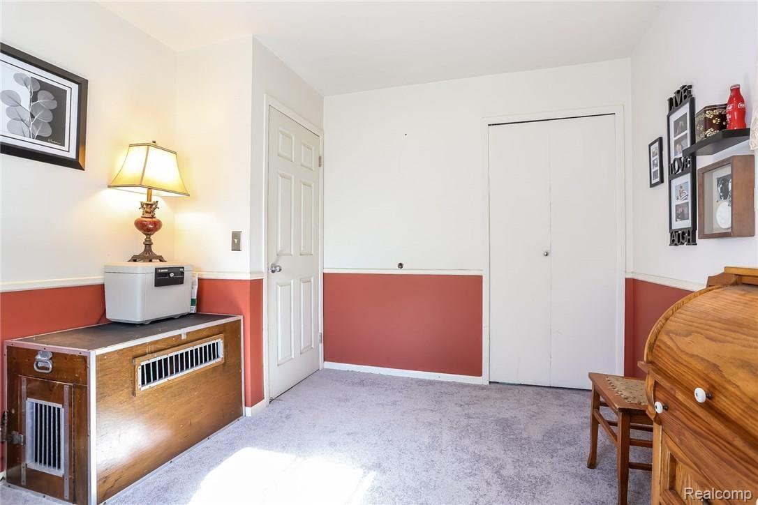 5498 Liberty Bell Road Grand Blanc, MI 48439 - Photo 16 of 31 015-Bedroom-5888688-medium.jpg