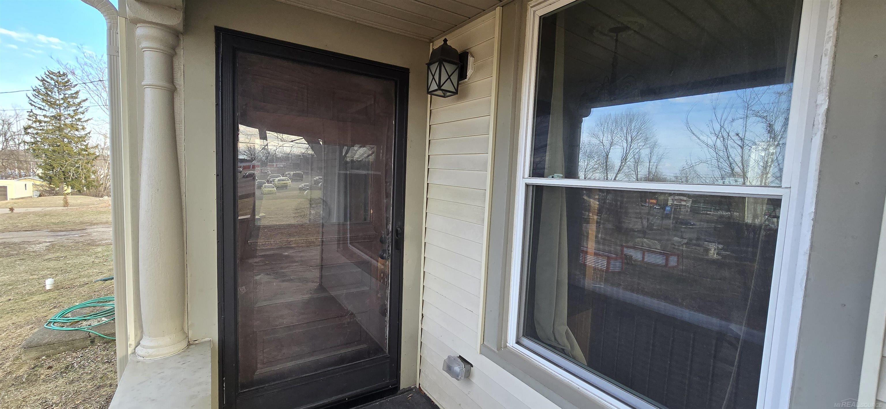 205 South Dettman Road Jackson, MI 49203 - Photo 9 of 56