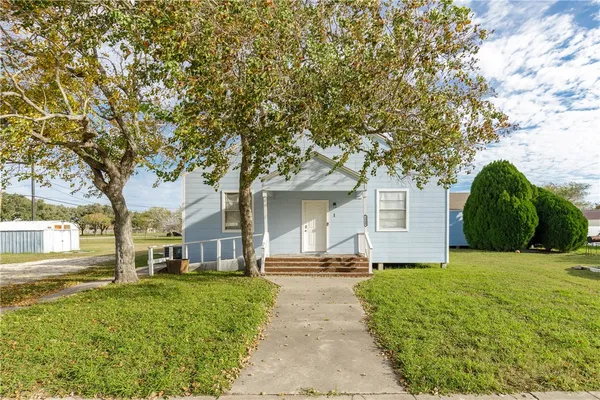 $349,900 | 2580 5th Street, Ingleside, TX 78362