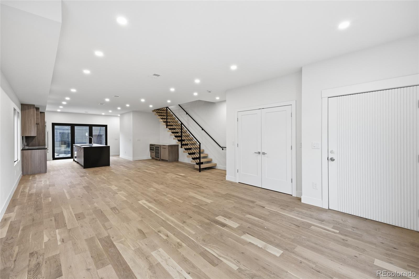 1446 Stuart Street Denver, CO 80204 - Photo 8 of 43