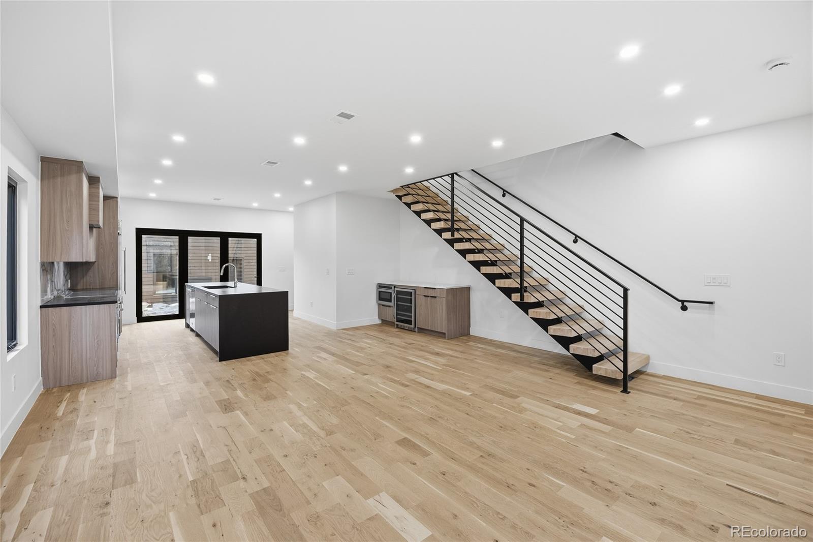 1446 Stuart Street Denver, CO 80204 - Photo 9 of 43