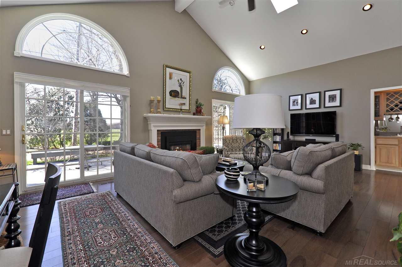 483 Shoreham Road Grosse Pointe Woods, MI 48236 - Photo 11 of 44