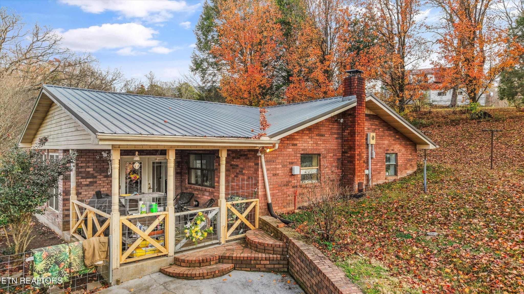 2436 Allegheny Loop Road Maryville, TN 37803 - Photo 4 of 28 Gallery Image 4