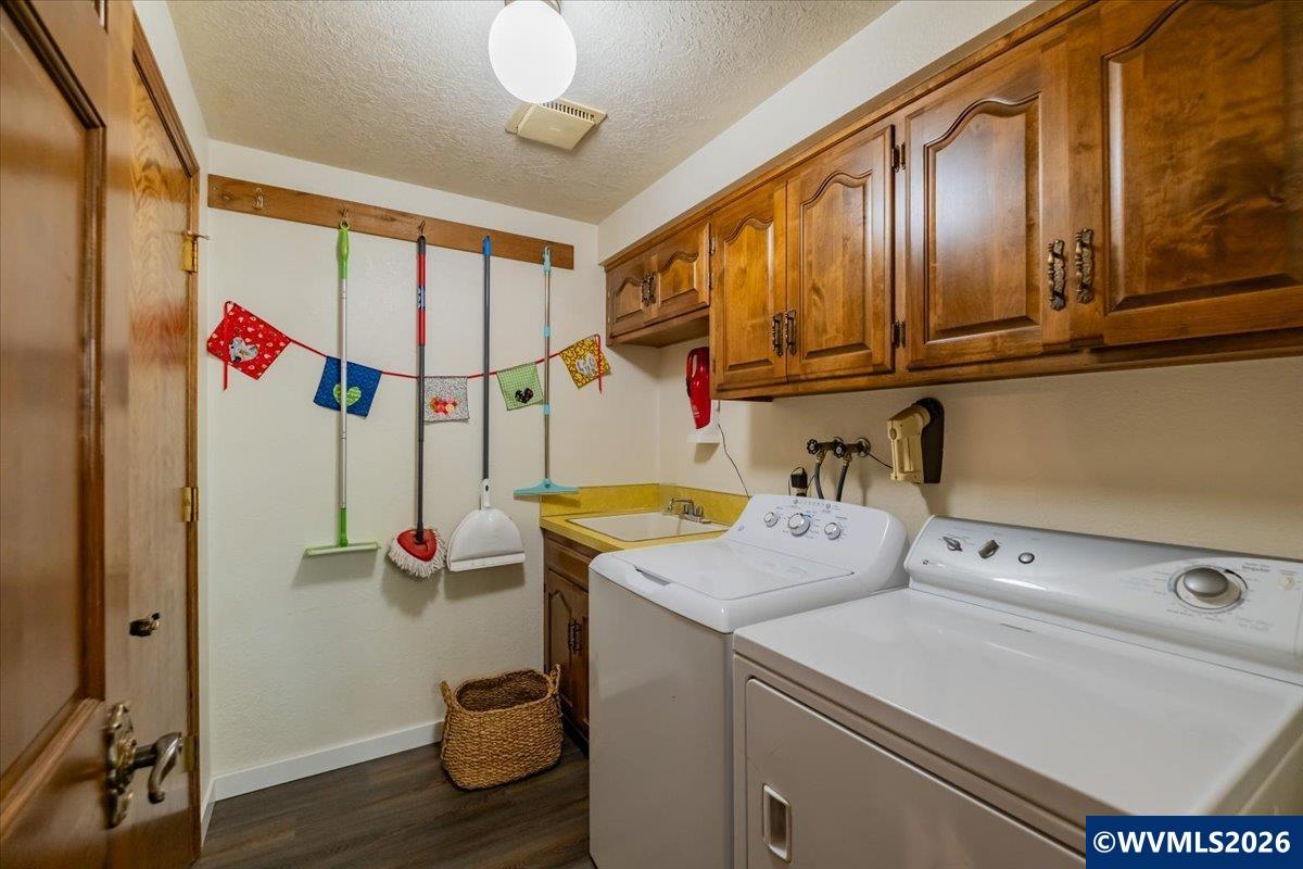 6915 Riva Ridge Drive Southeast Turner, OR 97392 - Photo 16 of 42 Gallery Image 16
