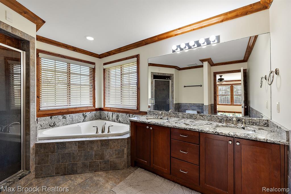100 Devon Road Bloomfield Hills, MI 48302 - Photo 9 of 34 Gallery Image 9