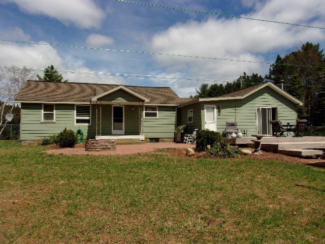 13511 9 Mile Road Kaleva, MI 49645 - Photo 17 of 32 017