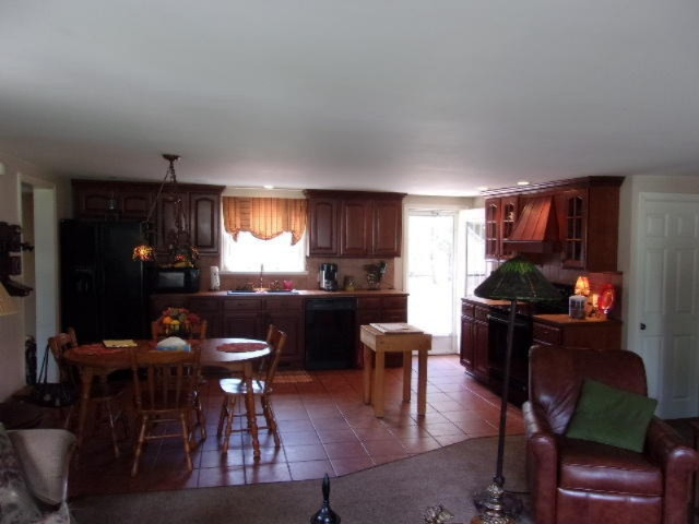13511 9 Mile Road Kaleva, MI 49645 - Photo 7 of 32 005