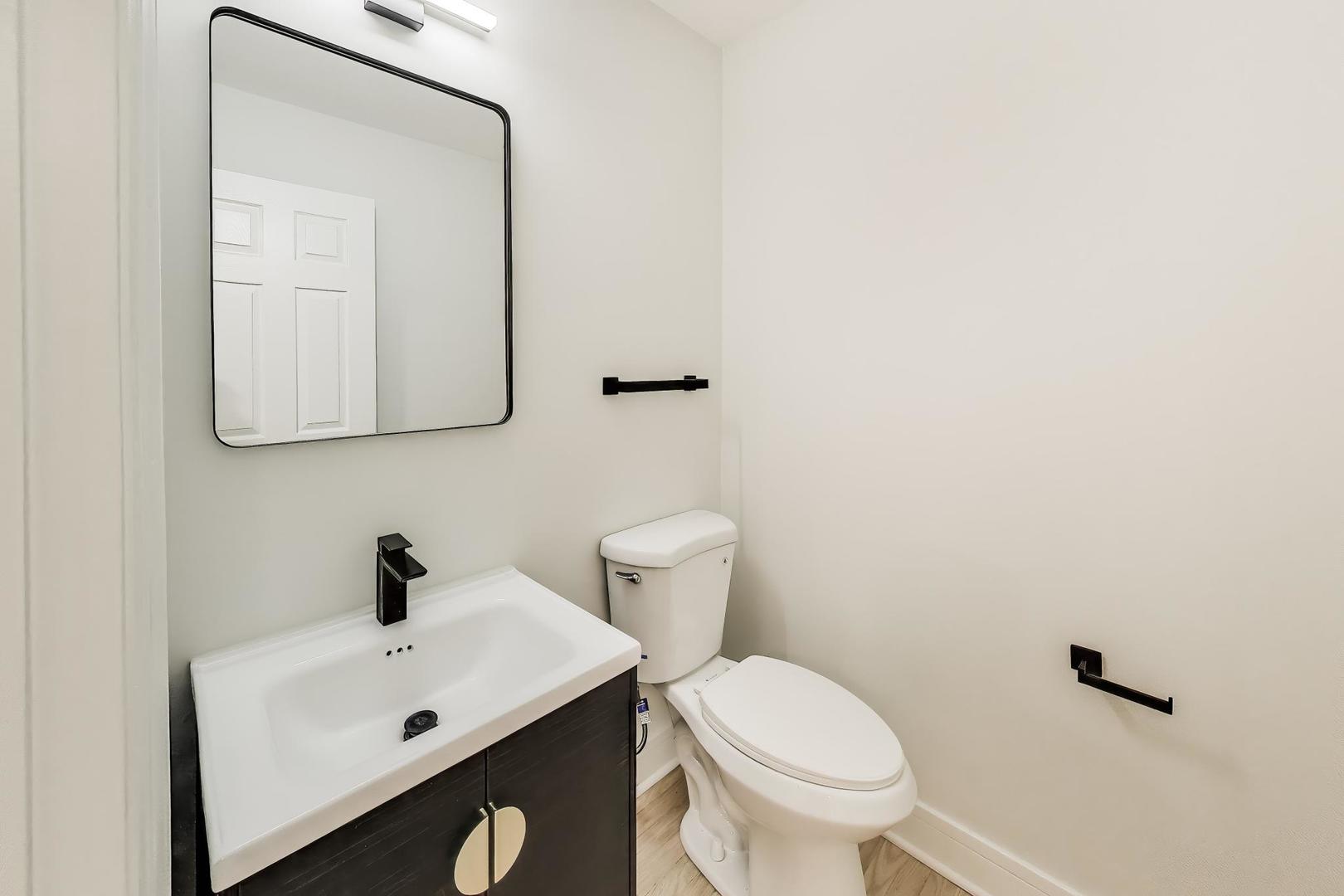 251 Perth Road Cary, IL 60013 - Photo 8 of 20