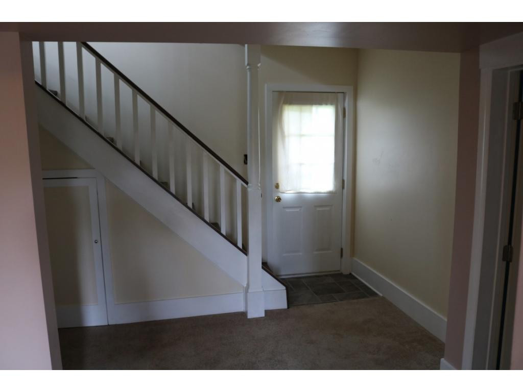 2765 Ottway Road Greeneville, TN 37745 - Photo 12 of 18 stairs