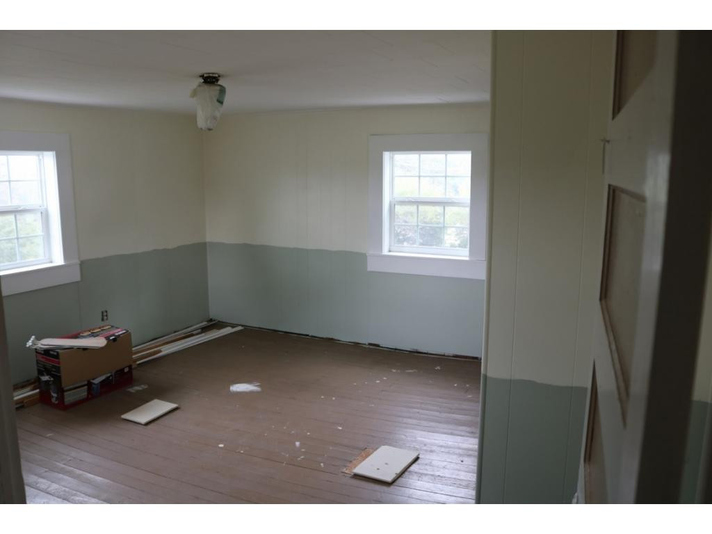 2765 Ottway Road Greeneville, TN 37745 - Photo 10 of 18 upstairs bedroom 3