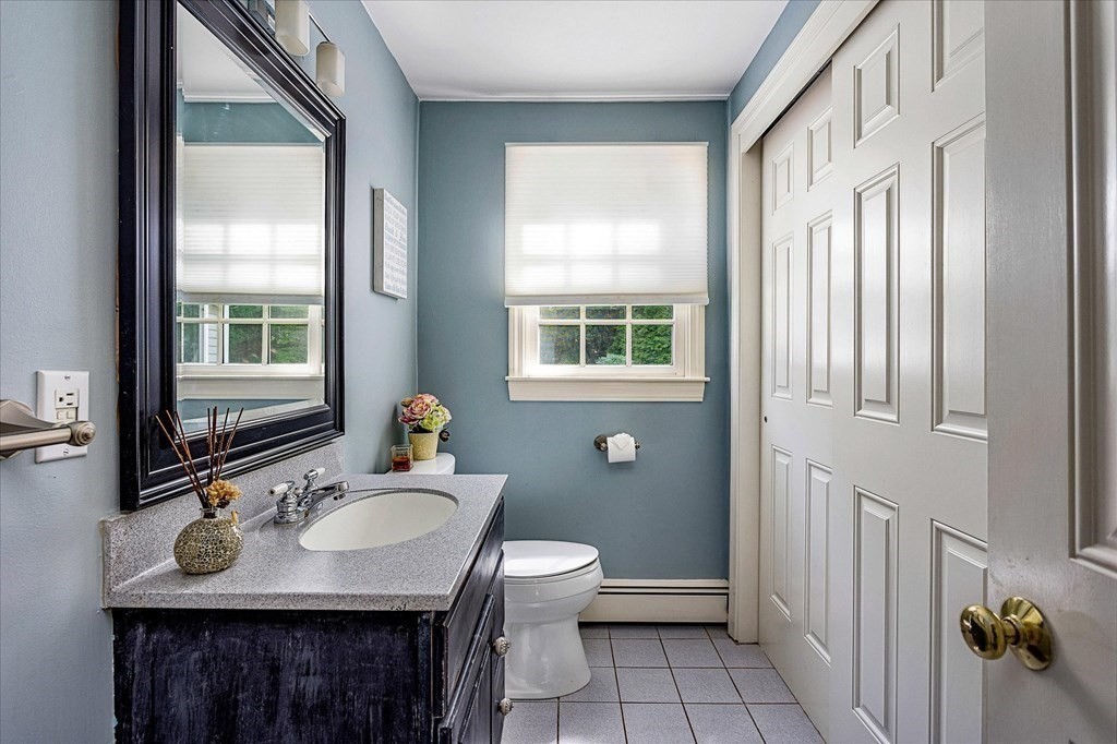 10 Lowry Road Framingham, MA 01701 - Photo 13 of 39