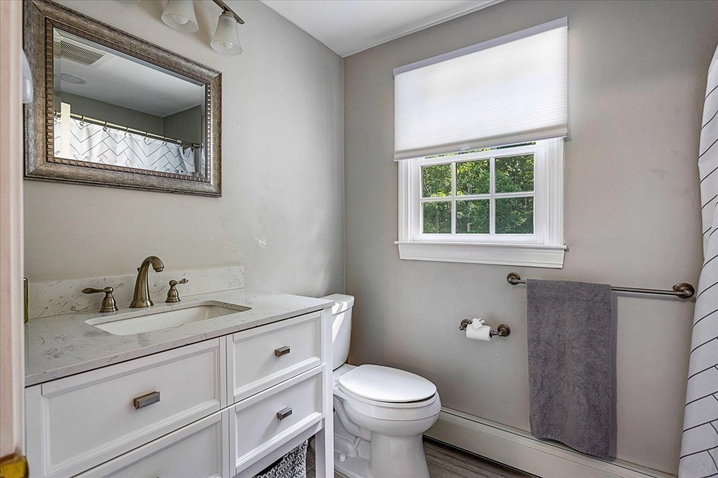 10 Lowry Road Framingham, MA 01701 - Photo 24 of 39