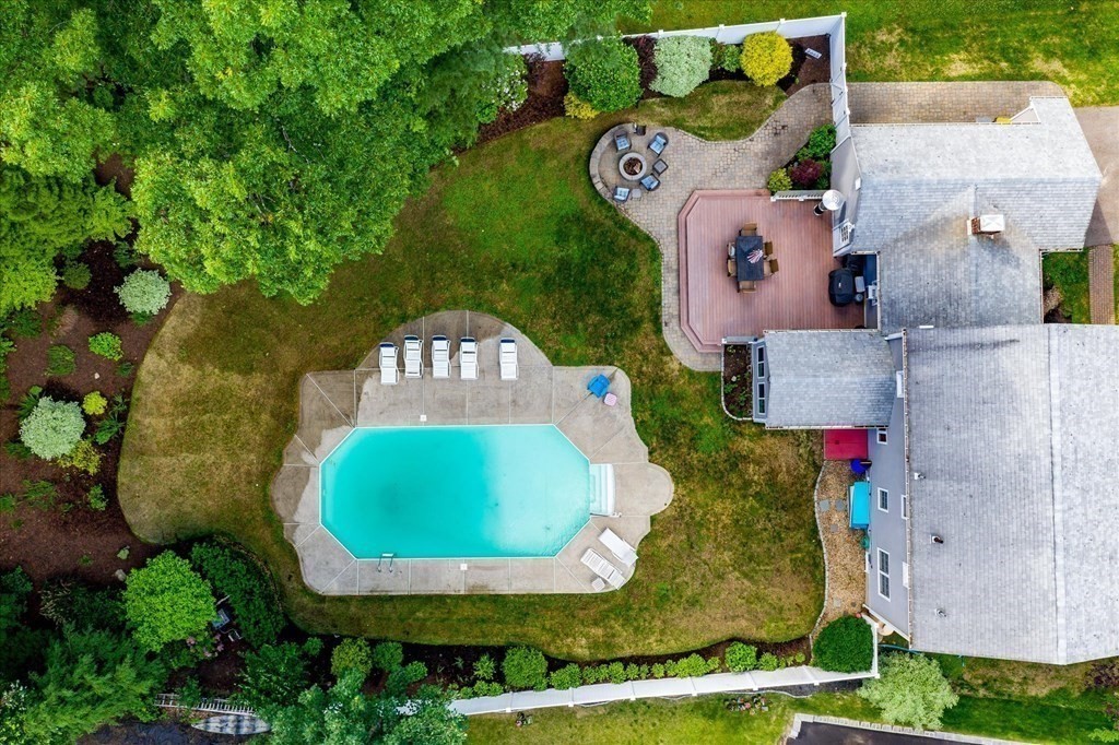 10 Lowry Road Framingham, MA 01701 - Photo 3 of 39