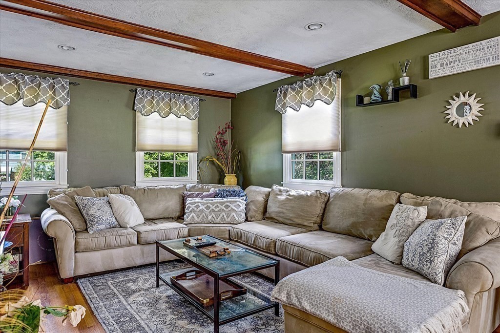 10 Lowry Road Framingham, MA 01701 - Photo 10 of 39