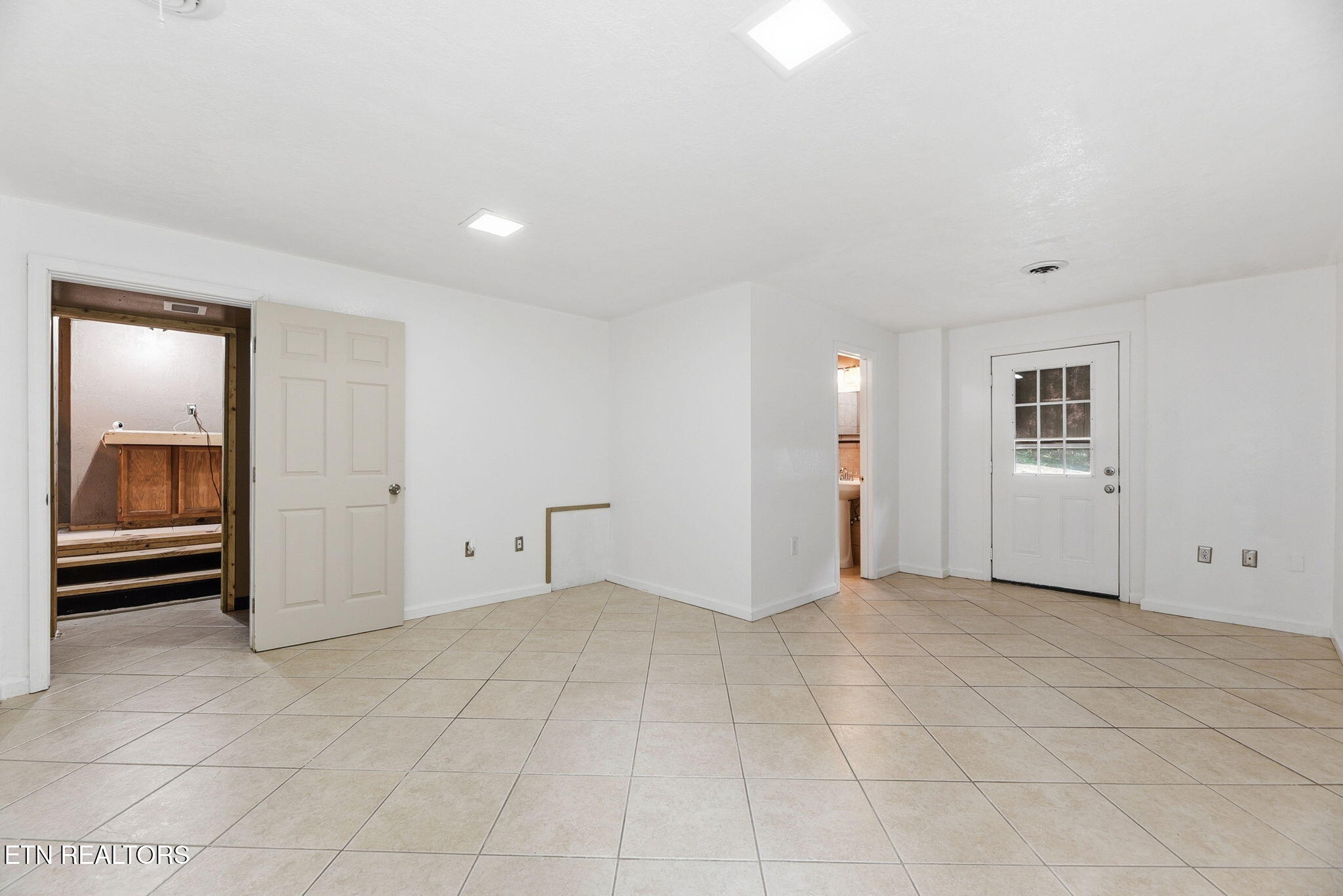 113 Pomona Road Oak Ridge, TN 37830 - Photo 36 of 60 36-web-or-mls-DSC_2448