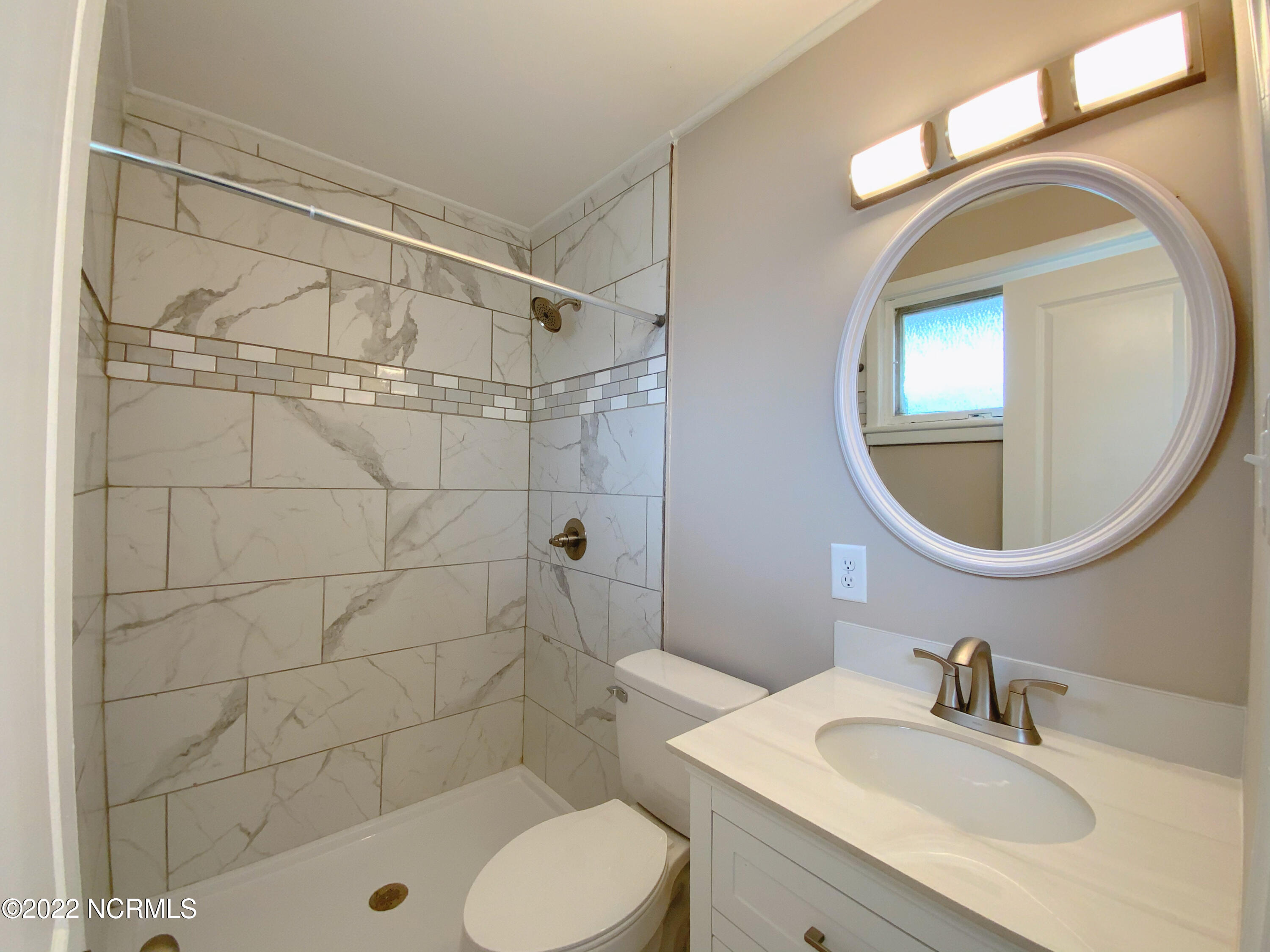 1541 Bedford Road Rocky Mount, NC 27801 - Photo 5 of 10 Main Bedroom Bathroom