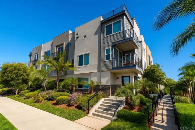 $4,250 | 307 West Street, Unit 106, Oceanside, CA 92054