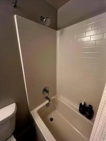 $4,250 | 307 West Street, Unit 106, Oceanside, CA 92054