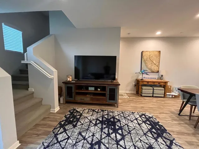 $4,250 | 307 West Street, Unit 106, Oceanside, CA 92054