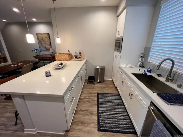 $4,250 | 307 West Street, Unit 106, Oceanside, CA 92054