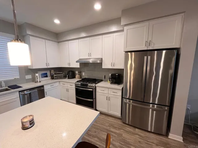 $4,250 | 307 West Street, Unit 106, Oceanside, CA 92054