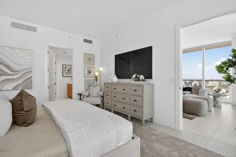 $2,495,000 | 153 North Seabreeze Boulevard, Unit 2505, Fort Lauderdale, FL 33304