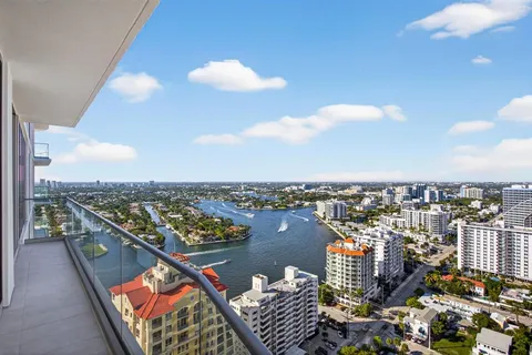 $2,495,000 | 153 North Seabreeze Boulevard, Unit 2505, Fort Lauderdale, FL 33304