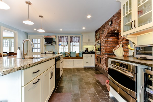 122 Haynes Road Sudbury, MA 01776 - Photo 7 of 26 Gallery Image 7