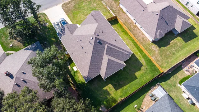 $380,000 | 1460 River Oaks Drive, Huntsville, TX 77340