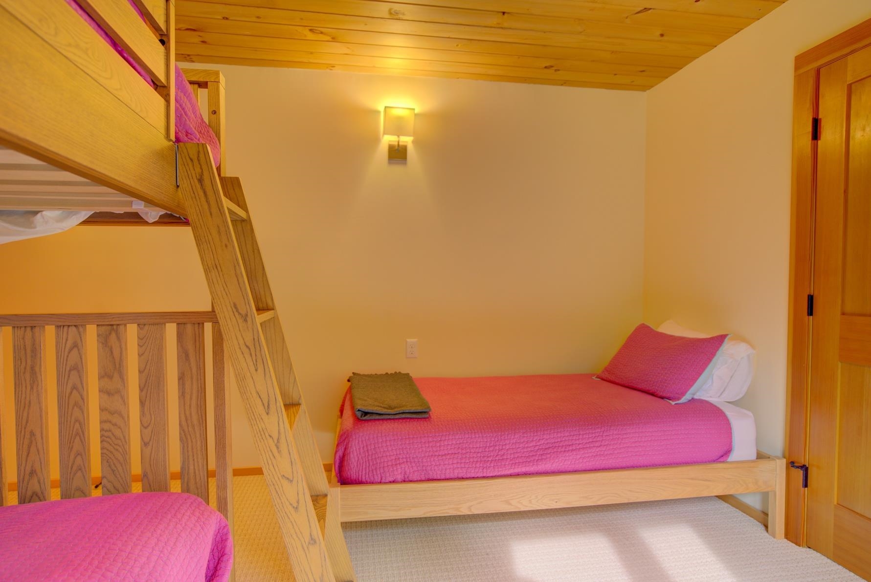 17 Raspberry Hill Road Winhall, VT 05340 - Photo 18 of 34