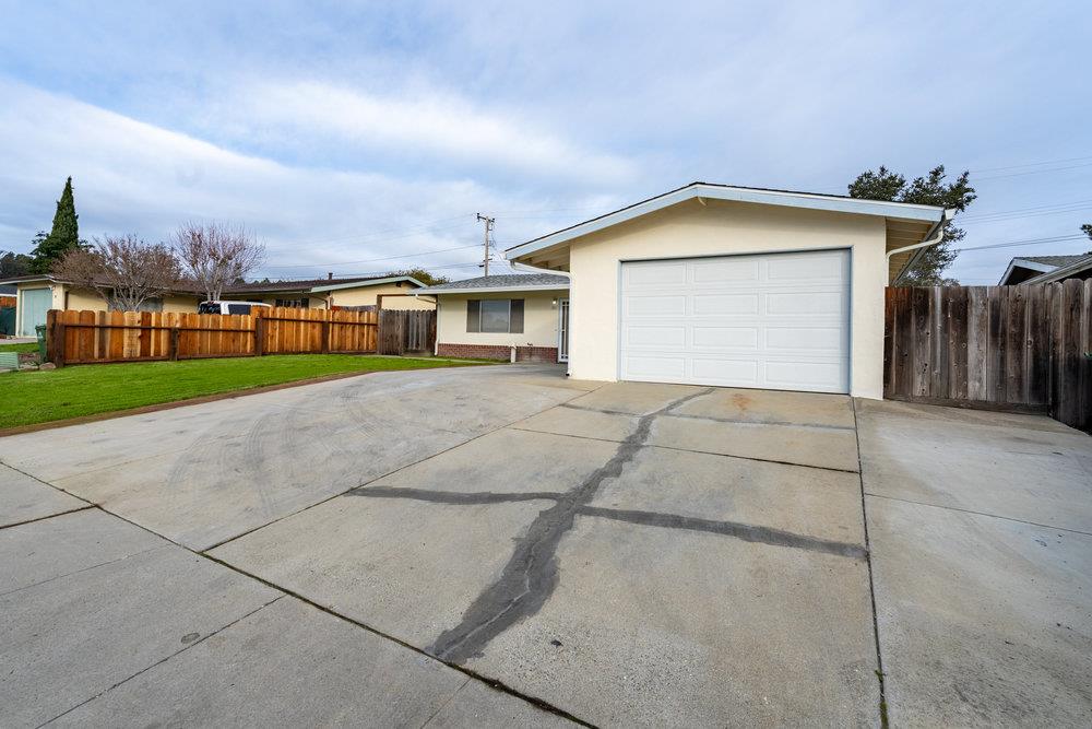 191 Dutchman Road Watsonville, CA 95076 - Photo 3 of 31 Gallery Image 3