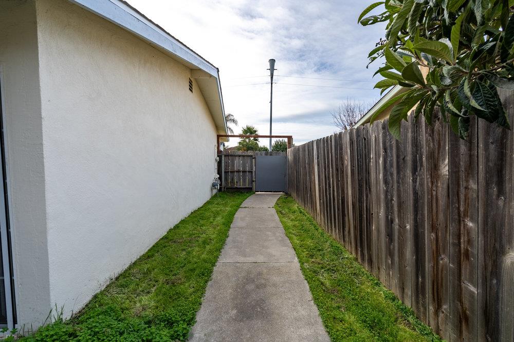 191 Dutchman Road Watsonville, CA 95076 - Photo 7 of 31 Gallery Image 7