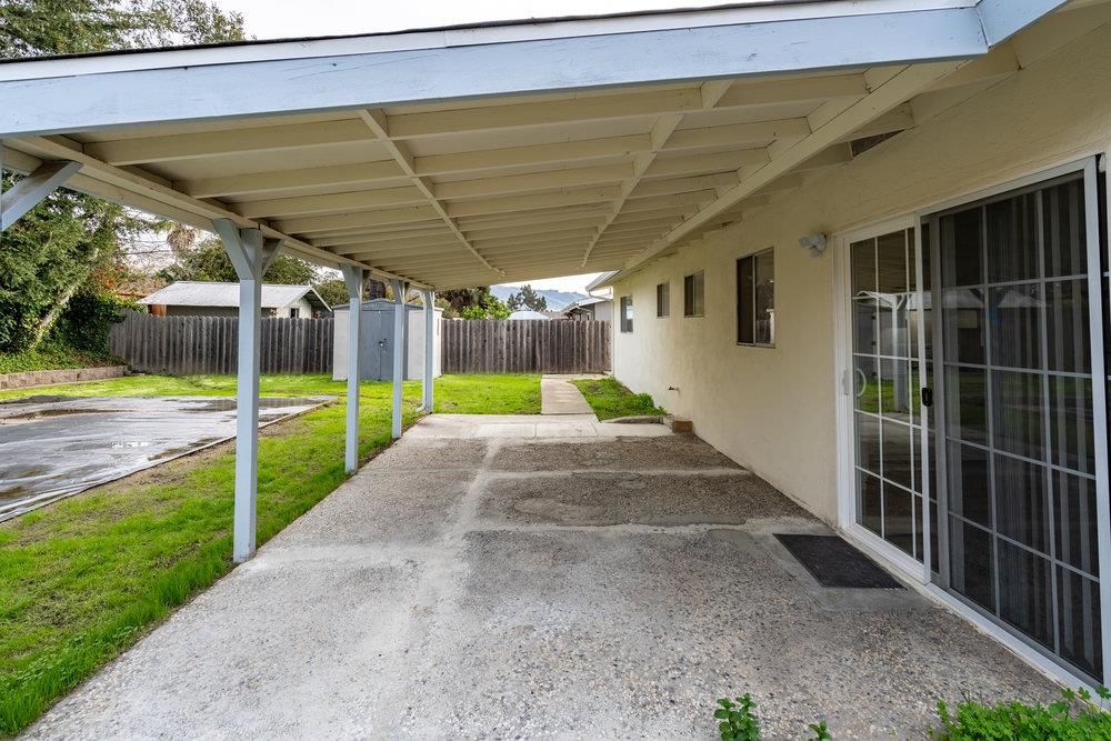 191 Dutchman Road Watsonville, CA 95076 - Photo 9 of 31 Gallery Image 9