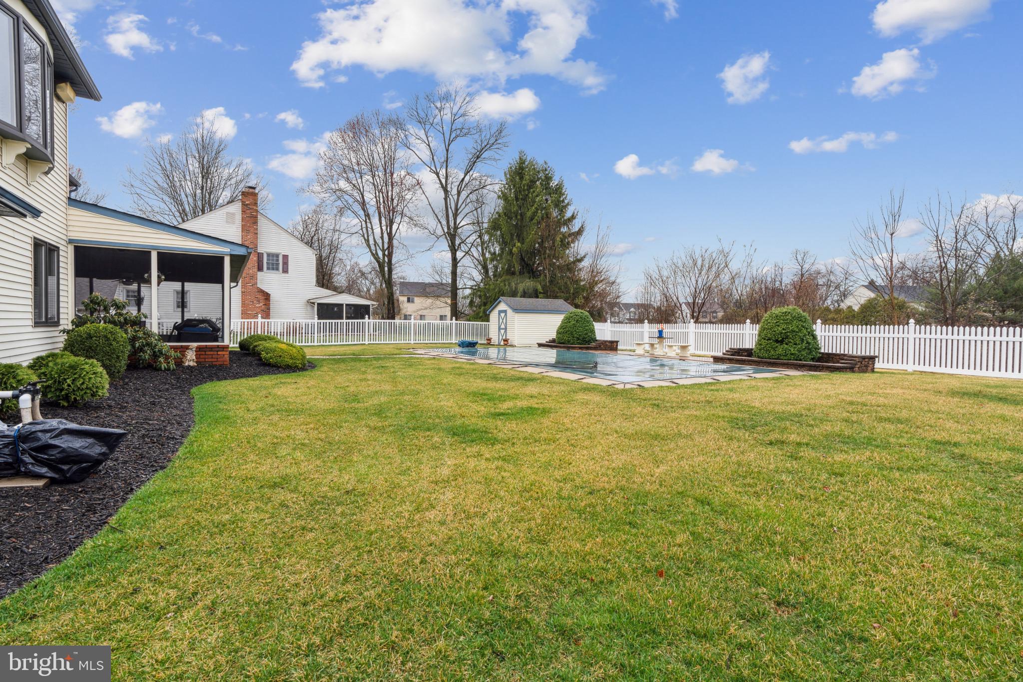 237 Aqua Lane Delran, NJ 08075 - Photo 32 of 35 a view of a yard with palm trees