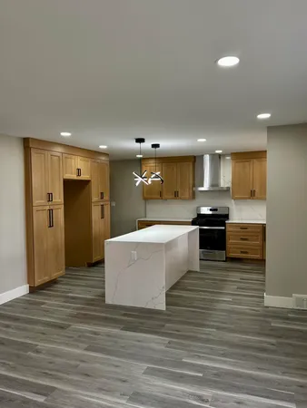 $329,777 | 41718 Mae Wood Drive, Sterling Heights, MI 48313