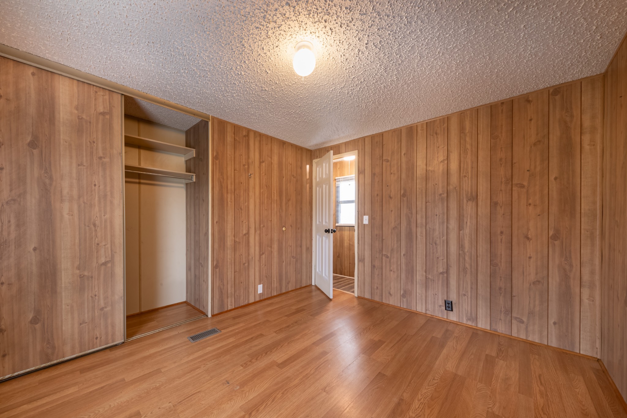 234 Dunn Fall River Road Lawrenceburg, TN 38464 - Photo 8 of 12 a view of entryway with wooden floor