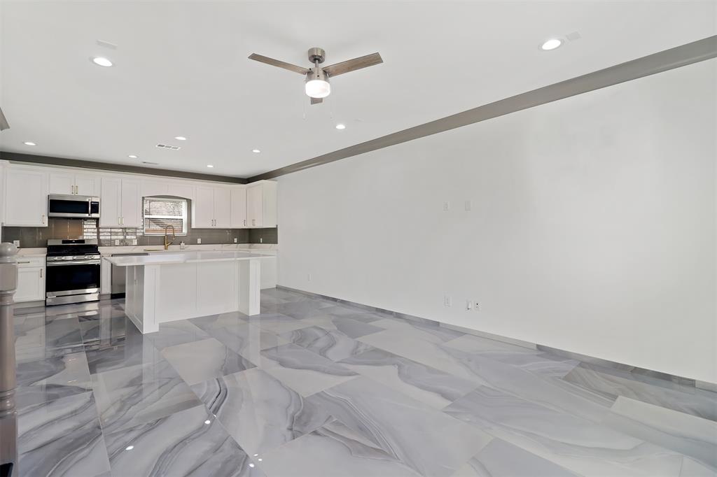 621 North Nursery Road Irving, TX 75061 - Photo 9 of 40