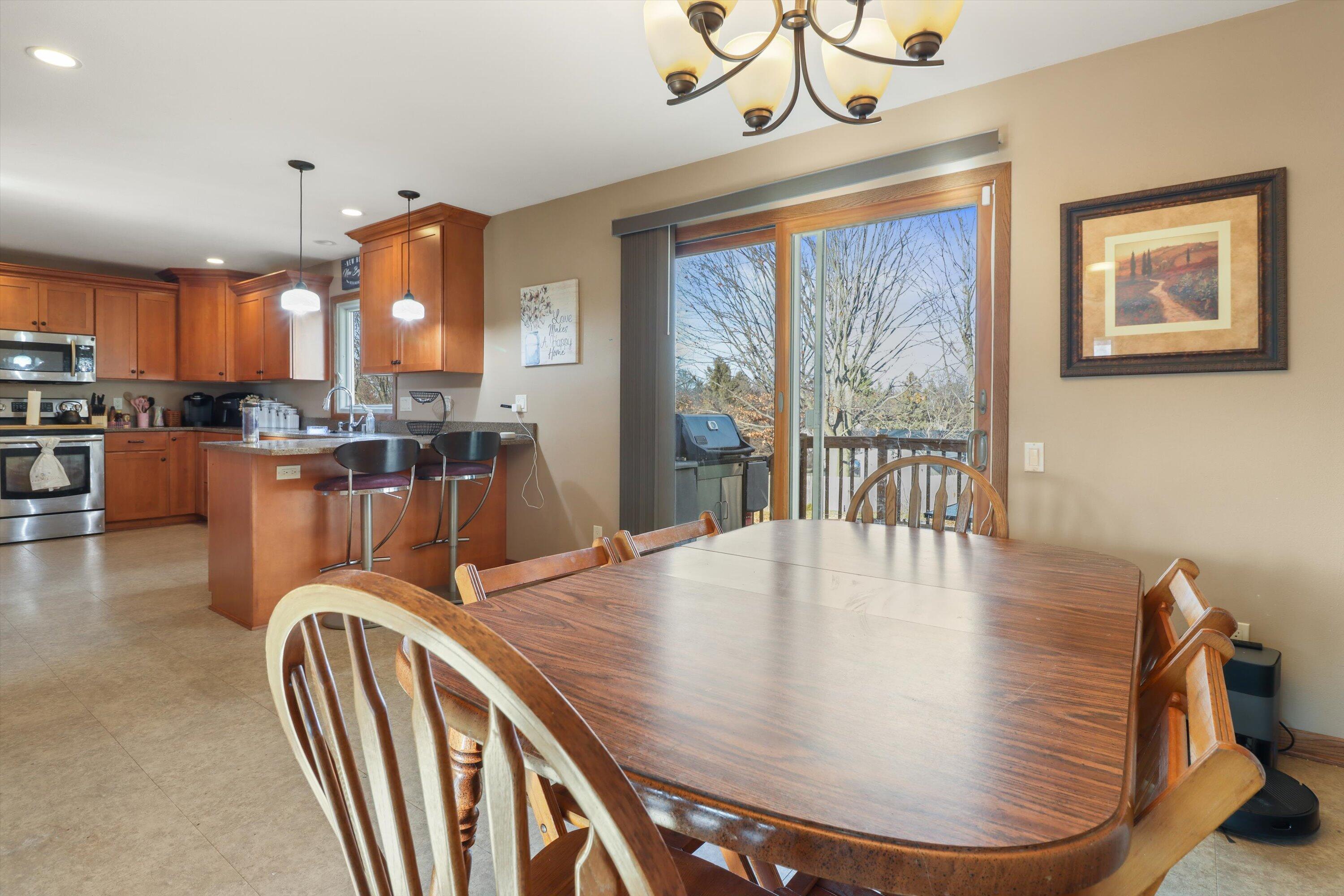 105 Winston Way Waunakee, WI 53597 - Photo 15 of 35 Kitchen Area