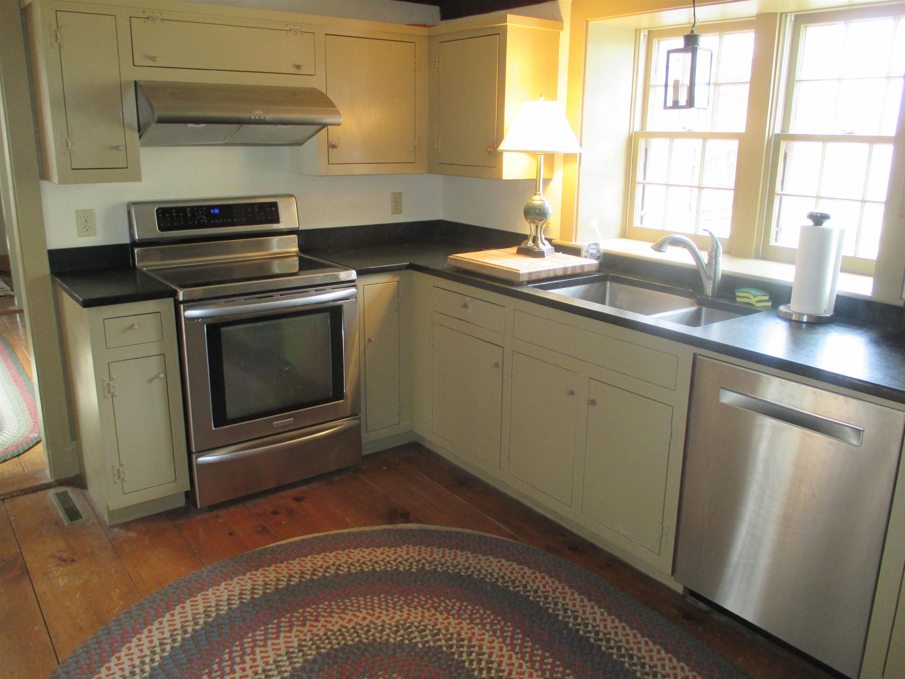 2 Sunset Drive Rochester, NH 03867 - Photo 12 of 39