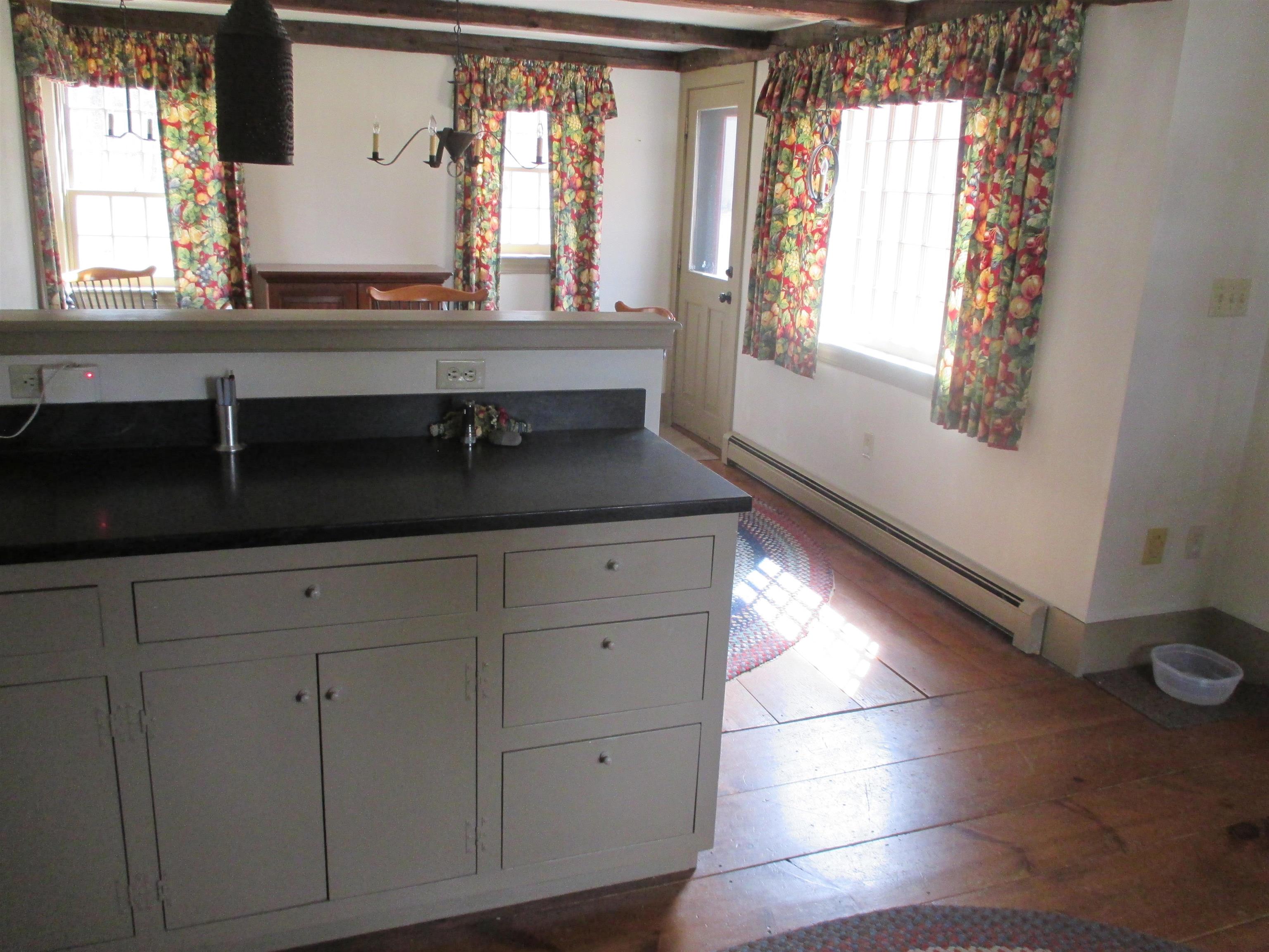 2 Sunset Drive Rochester, NH 03867 - Photo 15 of 39