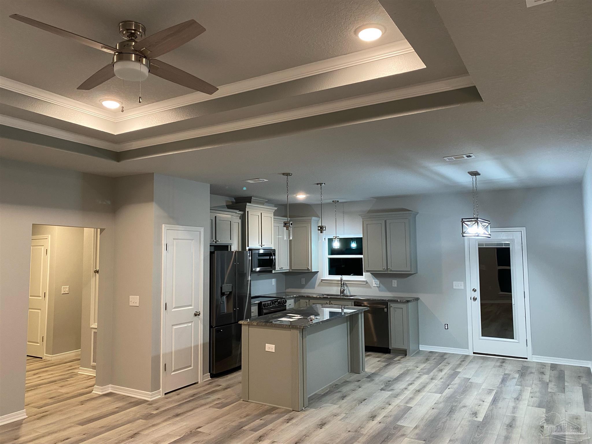 9861 Shangri La West Road Milton, FL 32583 - Photo 3 of 10