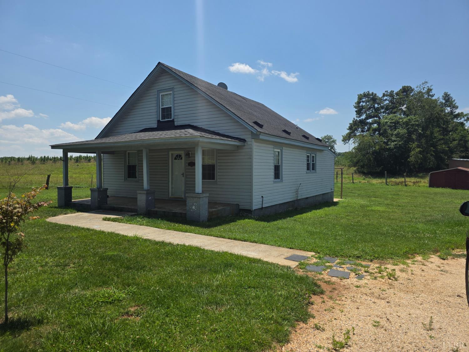 1791 Horseshoe Road Appomattox, VA 24522 - Photo 3 of 15
