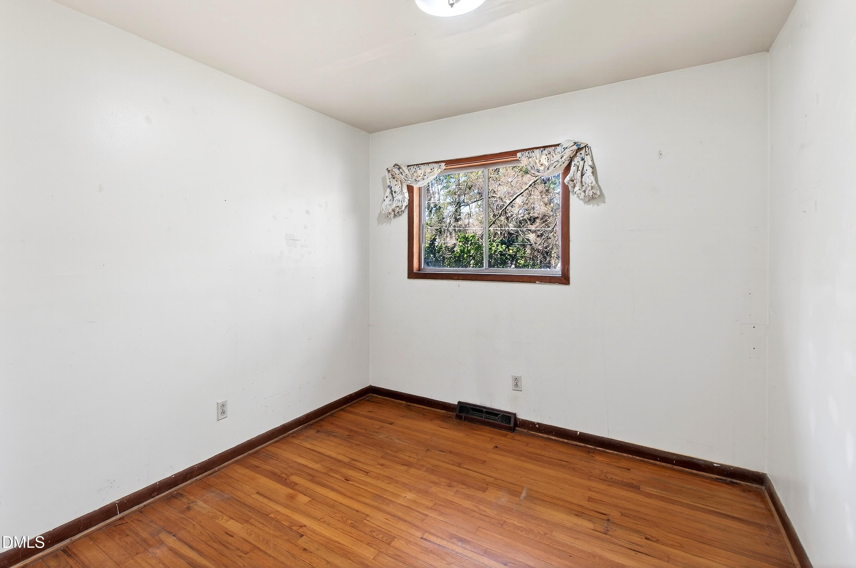 4332 Woodlawn Drive Raleigh, NC 27616 - Photo 17 of 37