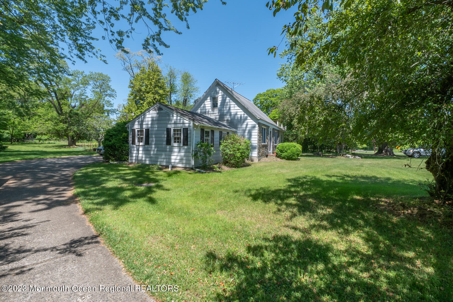 558 Brickyard Road Freehold, NJ 07728 - Photo 5 of 46 558 Brickyard-620621
