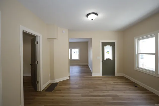 $209,900 | 739 West 4th Street, Fort Wayne, IN 46808