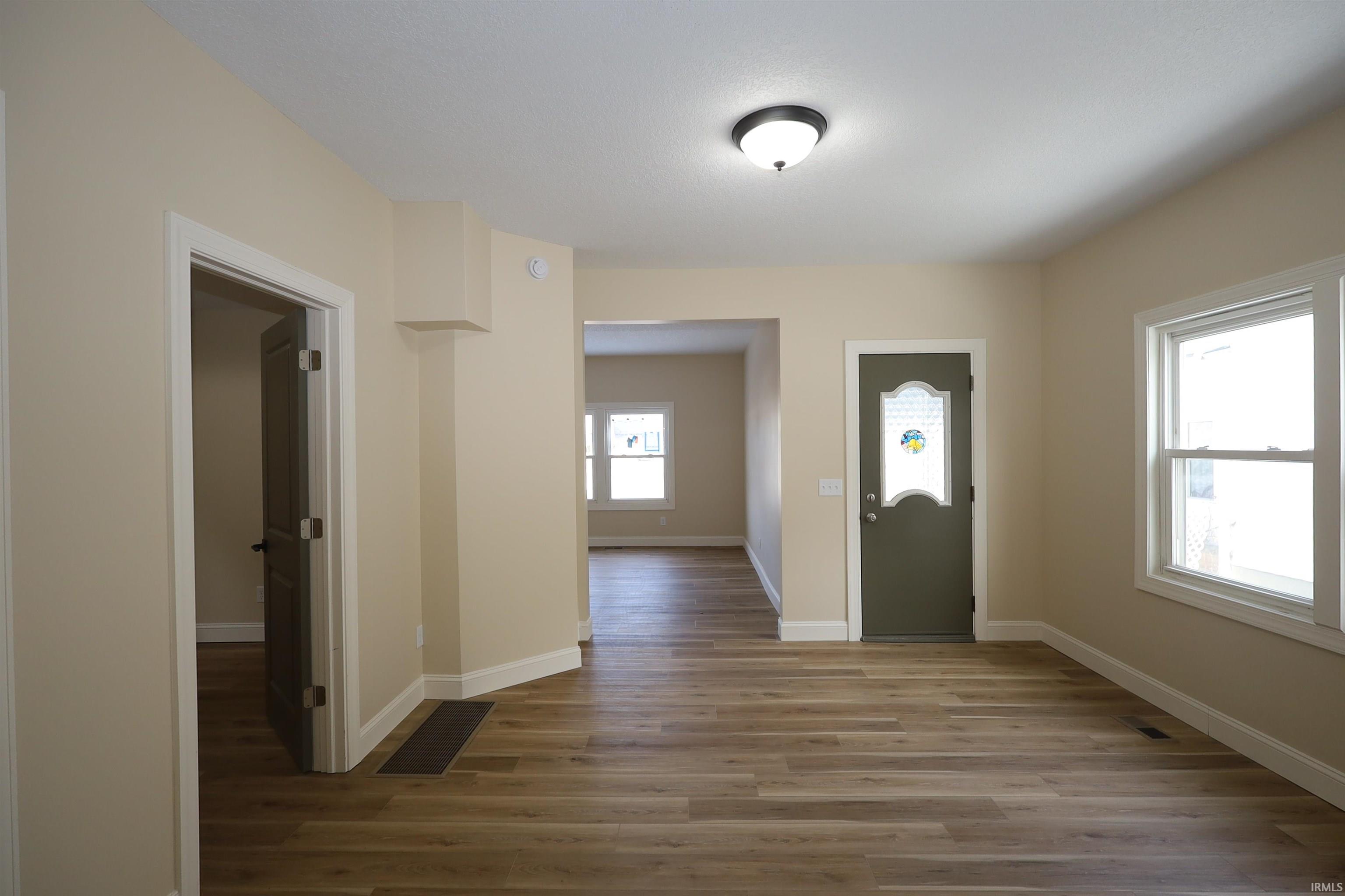 739 West 4th Street Fort Wayne, IN 46808 - Photo 11 of 34