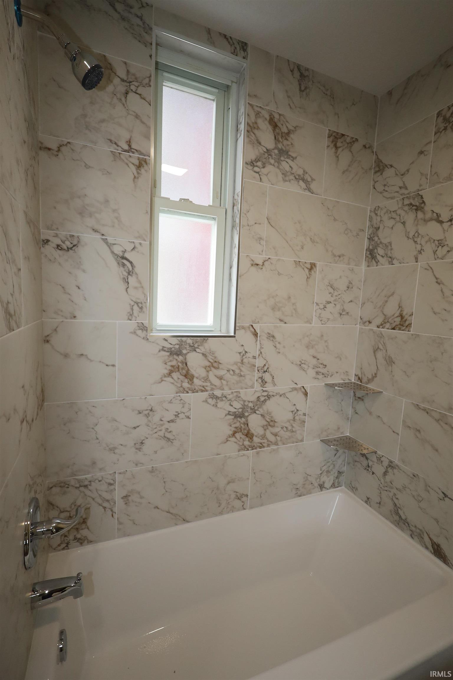 739 West 4th Street Fort Wayne, IN 46808 - Photo 11 of 34