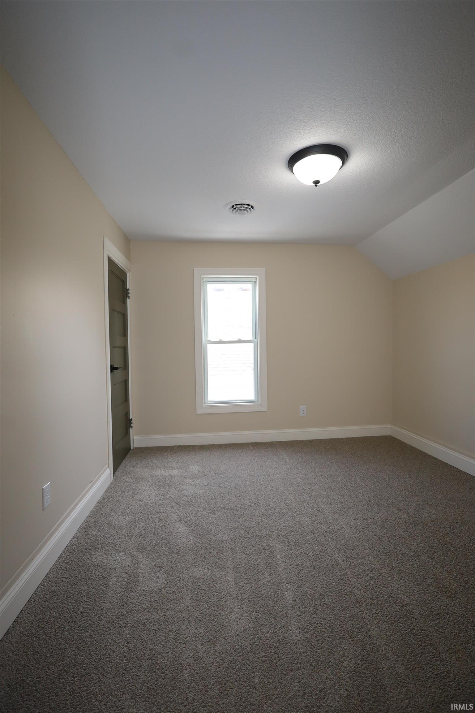 739 West 4th Street Fort Wayne, IN 46808 - Photo 18 of 34