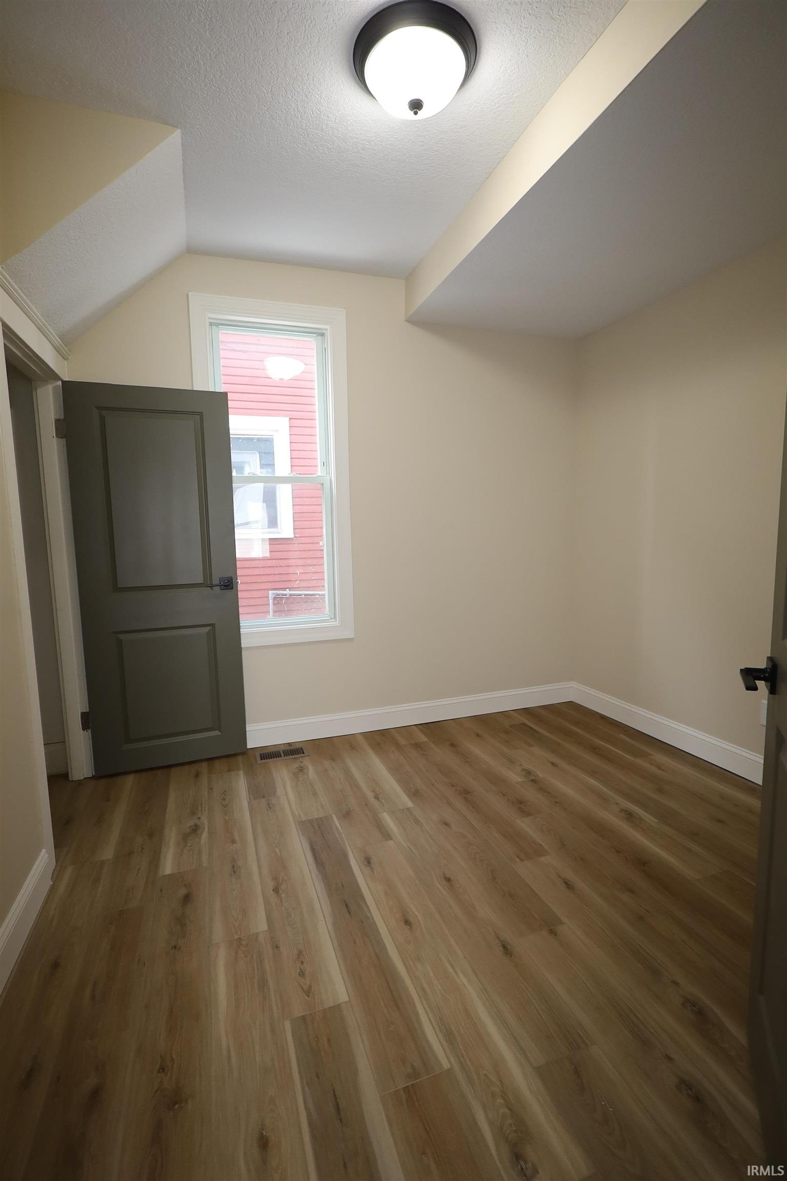 739 West 4th Street Fort Wayne, IN 46808 - Photo 24 of 34